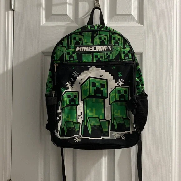 Minecraft backpack - Picture 1 of 3